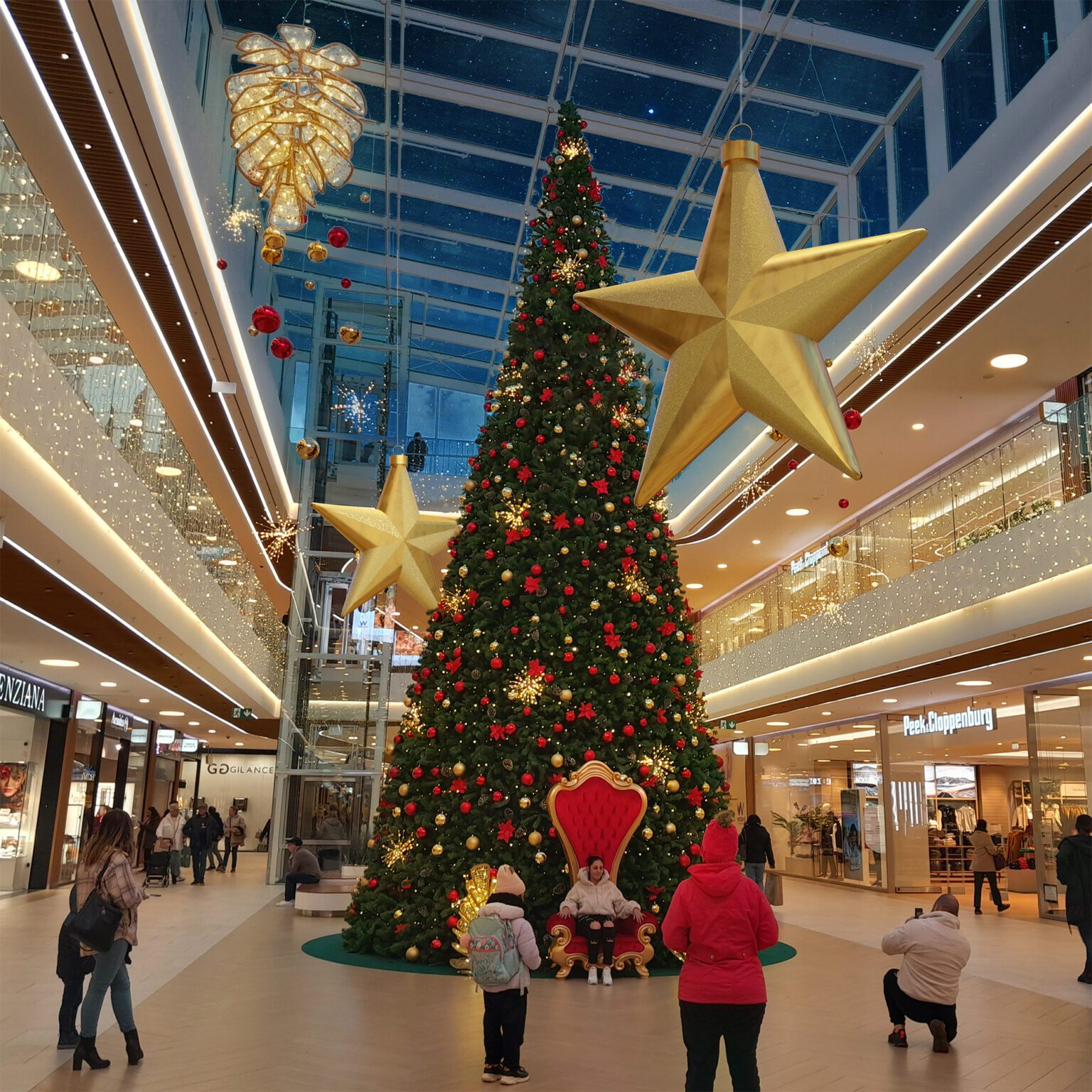 SAN DIEGO DER RIESENSTERN, DER ALLE BLICKE AUF SICH ZIEHT! Globall